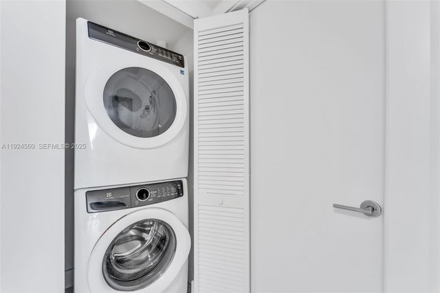 300 Sunny Isles Blvd 4-1603, Sunny Isles Beach, FL 33160