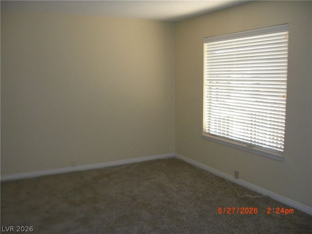1112 Tam O Shanter, Las Vegas, NV 89109