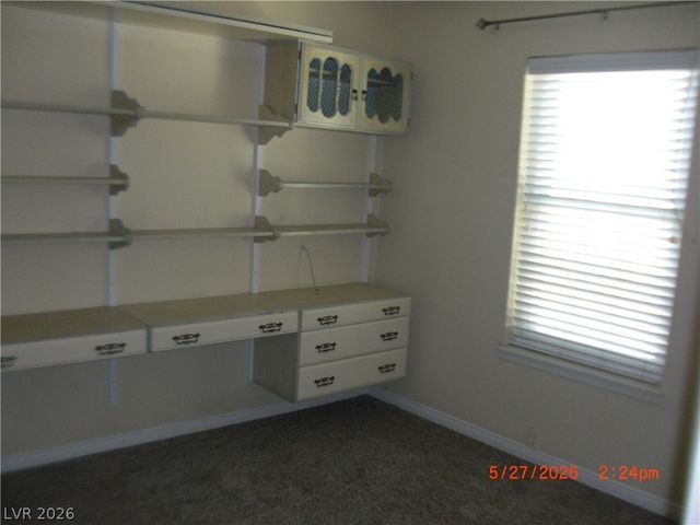 1112 Tam O Shanter, Las Vegas, NV 89109