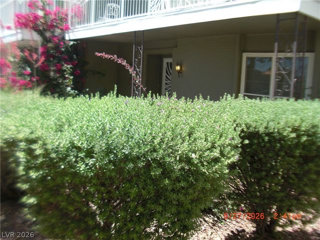 1112 Tam O Shanter, Las Vegas, NV 89109