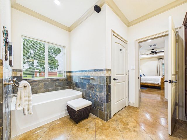 13400 Mount Vernon Street, Santa Fe, TX 77510