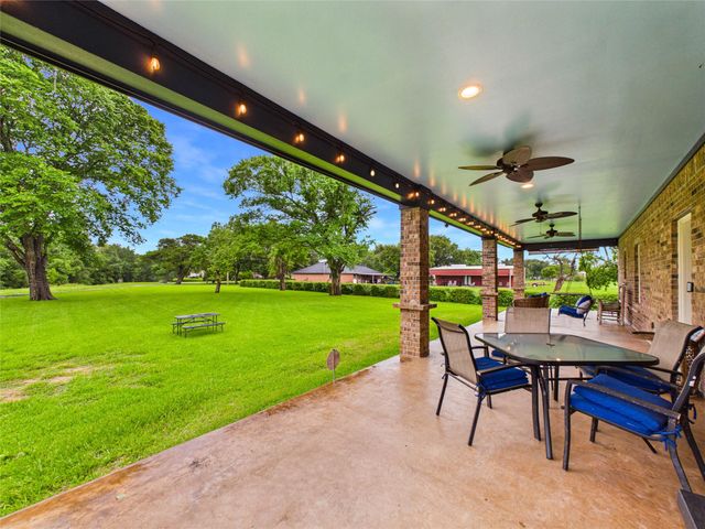 13400 Mount Vernon Street, Santa Fe, TX 77510