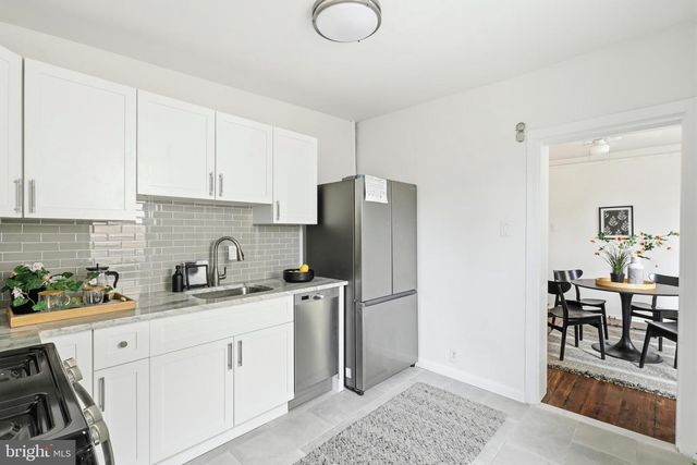 116 W DUVAL ST, Philadelphia, PA 19144