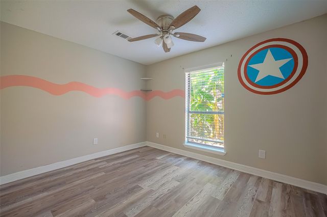 6363 Ivyknoll Drive Drive, Houston, TX 77035