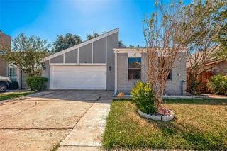 6363 Ivyknoll Drive Drive, Houston, TX 77035