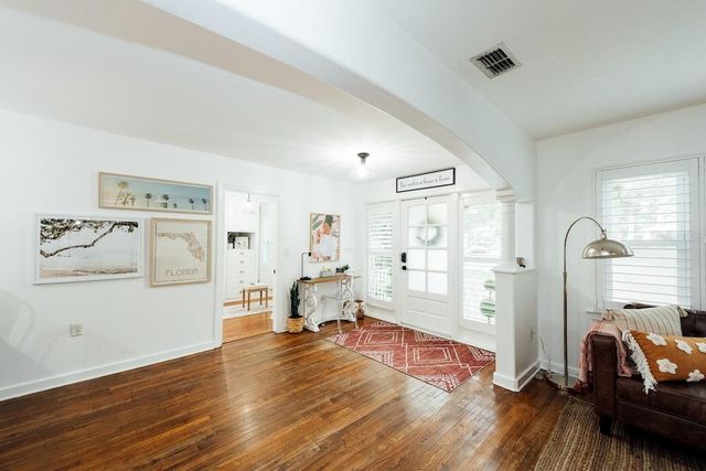 4613 S MACDILL AVENUE, Tampa, FL 33611