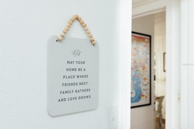 4613 S MACDILL AVENUE, Tampa, FL 33611