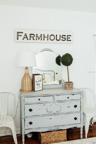 4613 S MACDILL AVENUE, Tampa, FL 33611