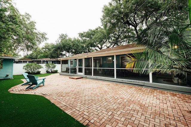 4613 S MACDILL AVENUE, Tampa, FL 33611