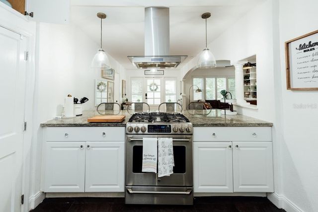 4613 S MACDILL AVENUE, Tampa, FL 33611