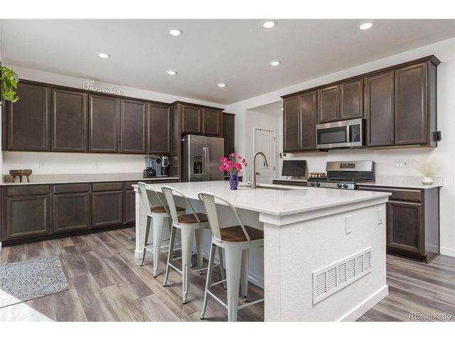 4084 Chasm Lake Dr, Loveland, CO 80538