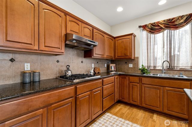 5907 77th Drive NE, Marysville, WA 98270