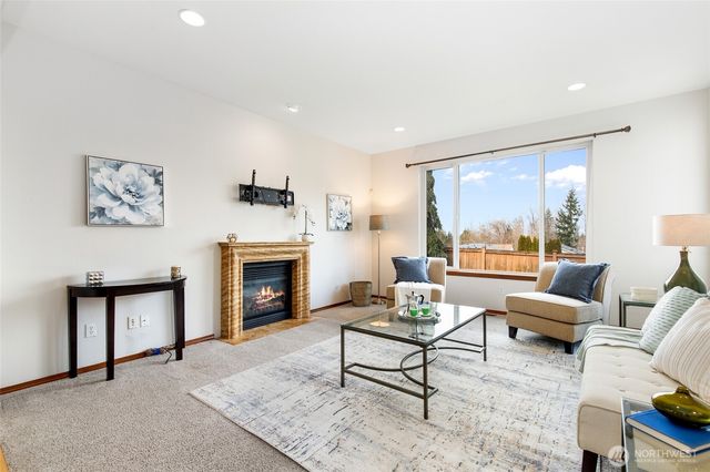 5907 77th Drive NE, Marysville, WA 98270