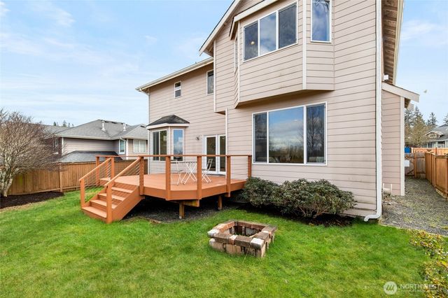 5907 77th Drive NE, Marysville, WA 98270