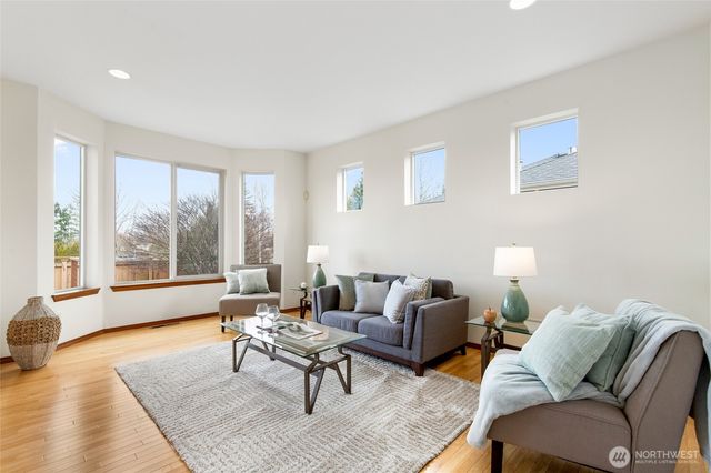 5907 77th Drive NE, Marysville, WA 98270