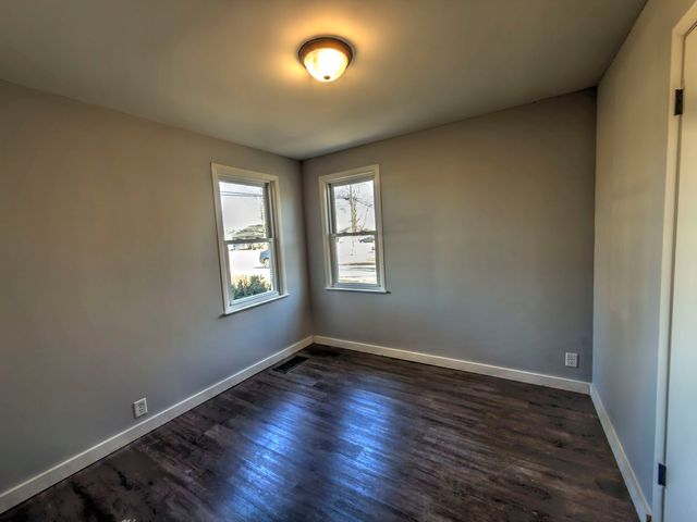 745 E Oak Street, Watseka, IL 60970