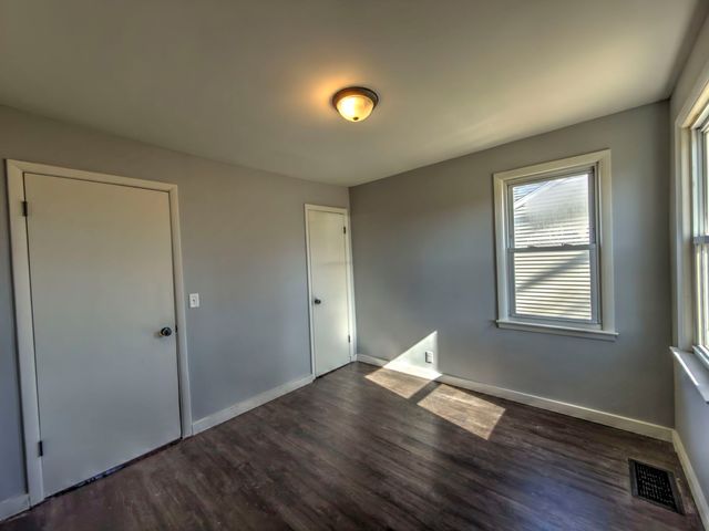 745 E Oak Street, Watseka, IL 60970