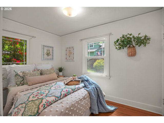 15114 Nw CORNELIUS PASS Rd, Portland, OR 97231