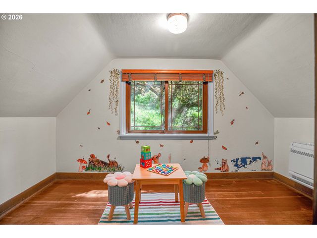 15114 Nw CORNELIUS PASS Rd, Portland, OR 97231