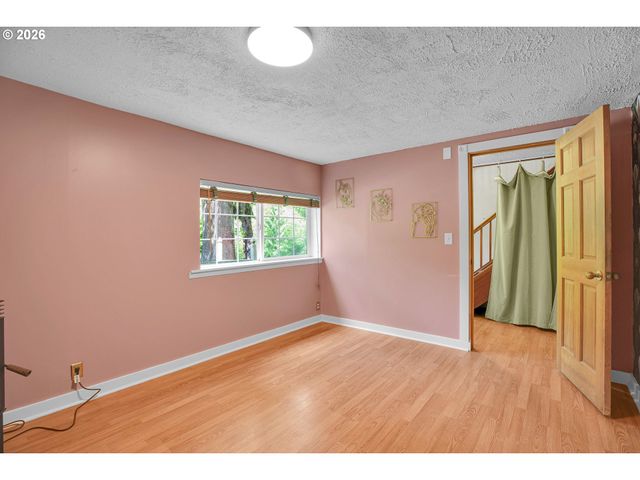 15114 Nw CORNELIUS PASS Rd, Portland, OR 97231