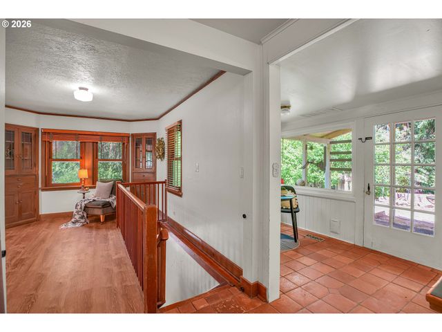 15114 Nw CORNELIUS PASS Rd, Portland, OR 97231