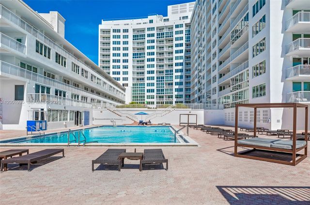 5401 Collins Ave CU-9, Miami Beach, FL 33140