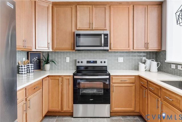 900 N 26th St, Richmond, VA 23223