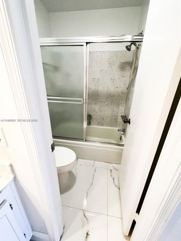 6395 Bay Club Dr 4, Fort Lauderdale, FL 33308