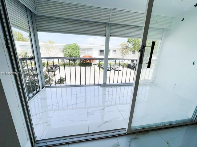 6395 Bay Club Dr 4, Fort Lauderdale, FL 33308