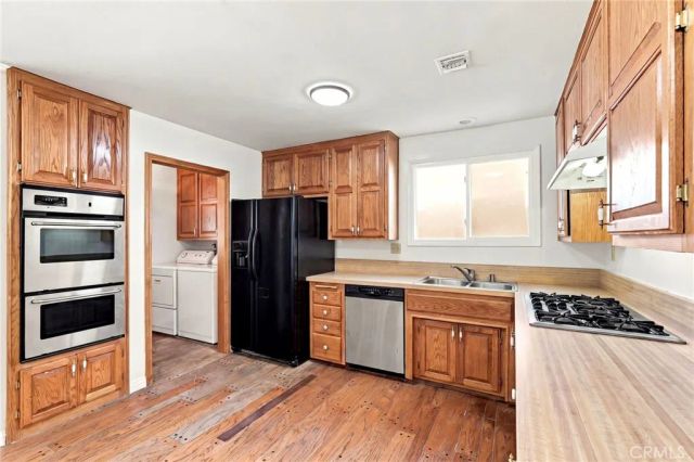 24107 Highlander, West Hills, CA 91307