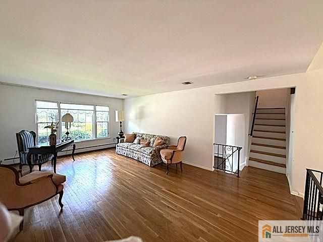 46 Lynnwood Road, Edison, NJ 08820