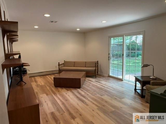 46 Lynnwood Road, Edison, NJ 08820