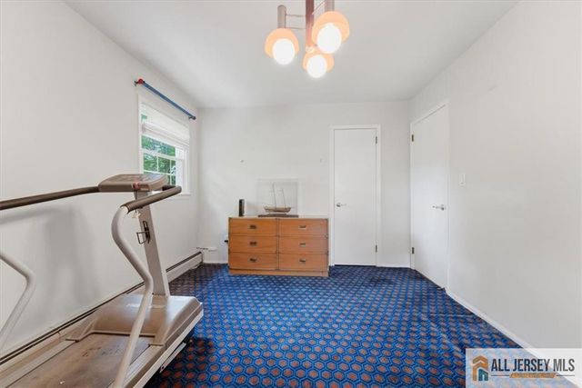 46 Lynnwood Road, Edison, NJ 08820