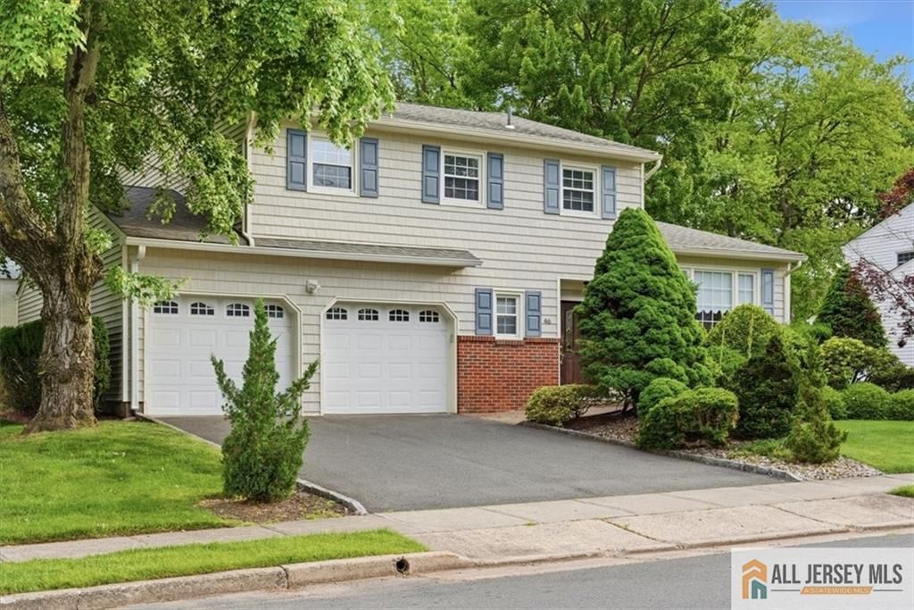 46 Lynnwood Road, Edison, NJ 08820
