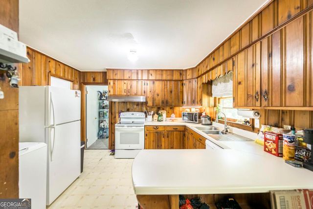 2740 Riverview Road, Macon, GA 31204