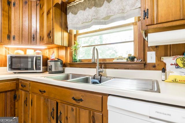 2740 Riverview Road, Macon, GA 31204