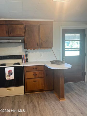8857 Robbins Road, Rocky Mount, NC 27803