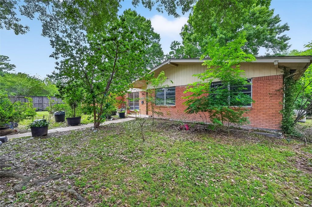4510 Kinglet, Houston, TX 77035