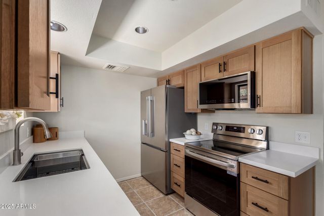 16336 E PALISADES Boulevard 4, Fountain Hills, AZ 85268