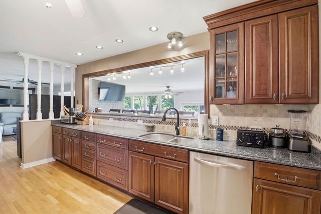 110 Walnut Drive, Hendersonville, TN 37075