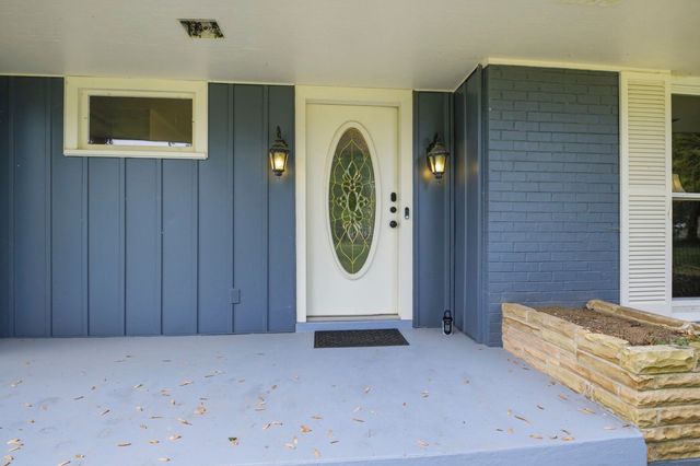 110 Walnut Drive, Hendersonville, TN 37075