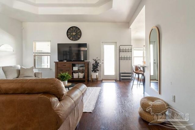 8734 Bradfield Dr, Pensacola, FL 32507