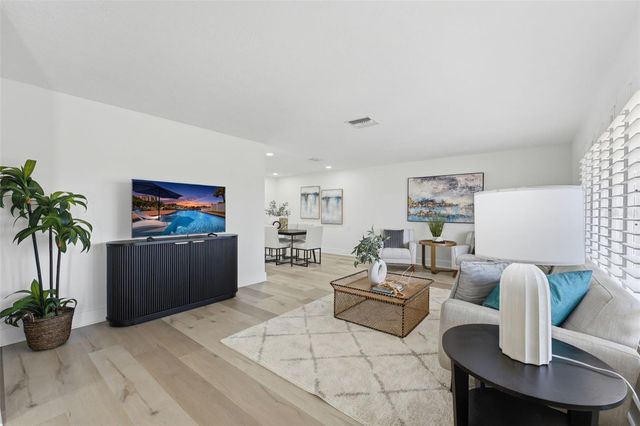 6414 2ND PALM POINT, St Pete Beach, FL 33706