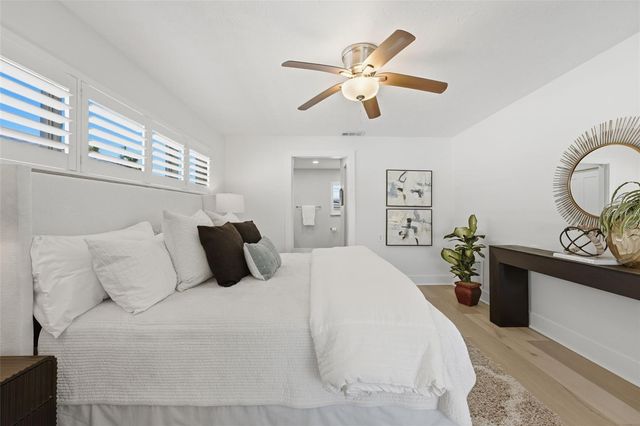 6414 2ND PALM POINT, St Pete Beach, FL 33706