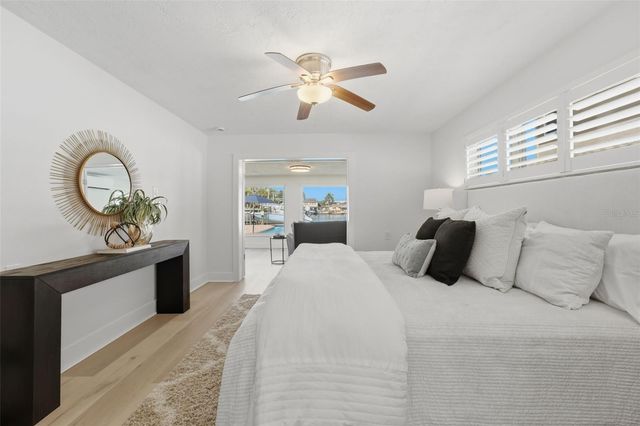 6414 2ND PALM POINT, St Pete Beach, FL 33706