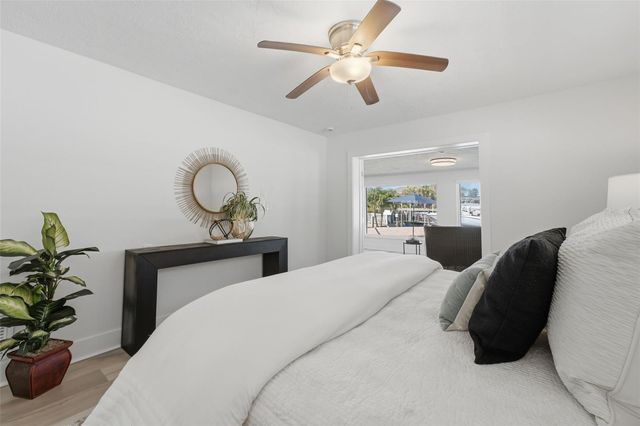 6414 2ND PALM POINT, St Pete Beach, FL 33706