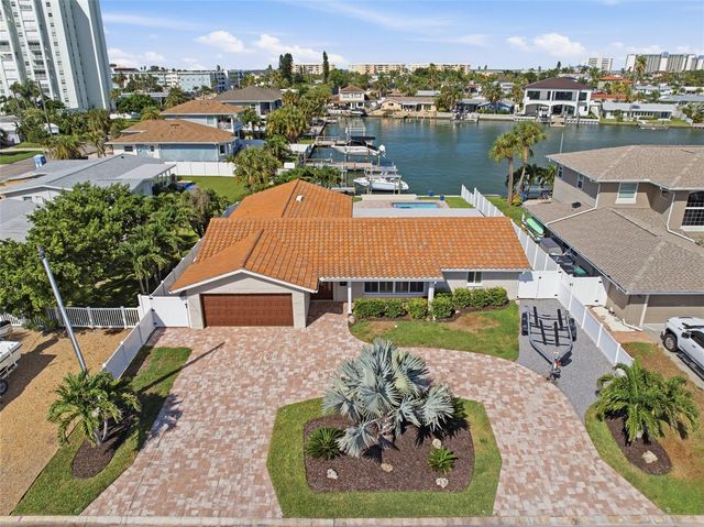 6414 2ND PALM POINT, St Pete Beach, FL 33706