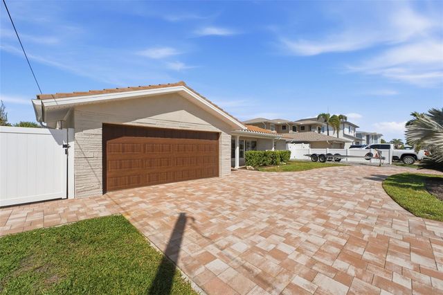 6414 2ND PALM POINT, St Pete Beach, FL 33706