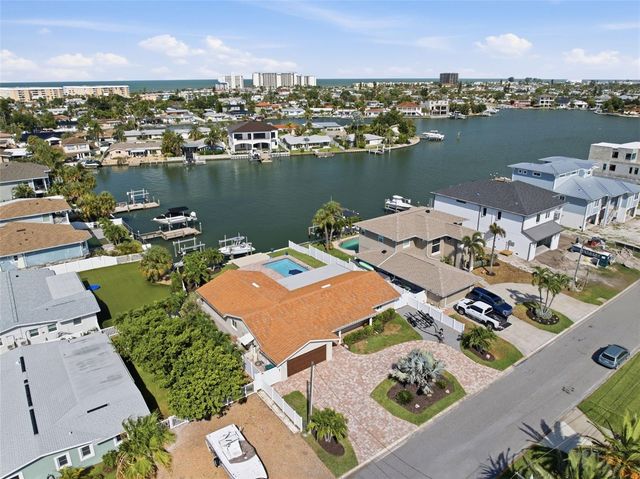 6414 2ND PALM POINT, St Pete Beach, FL 33706