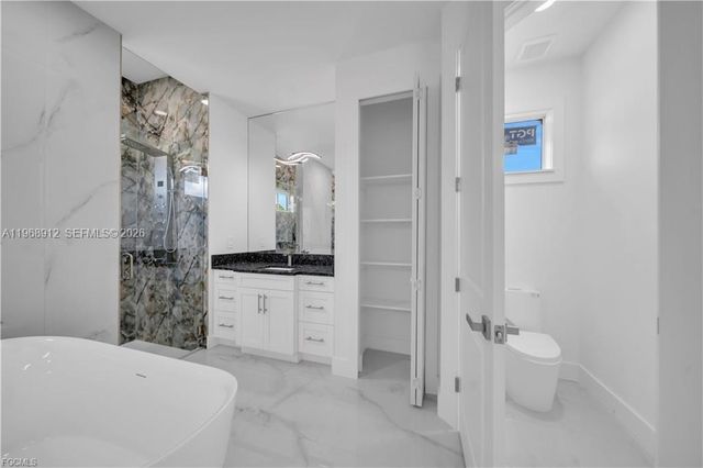 7799 15th PL, La Belle, FL 33935